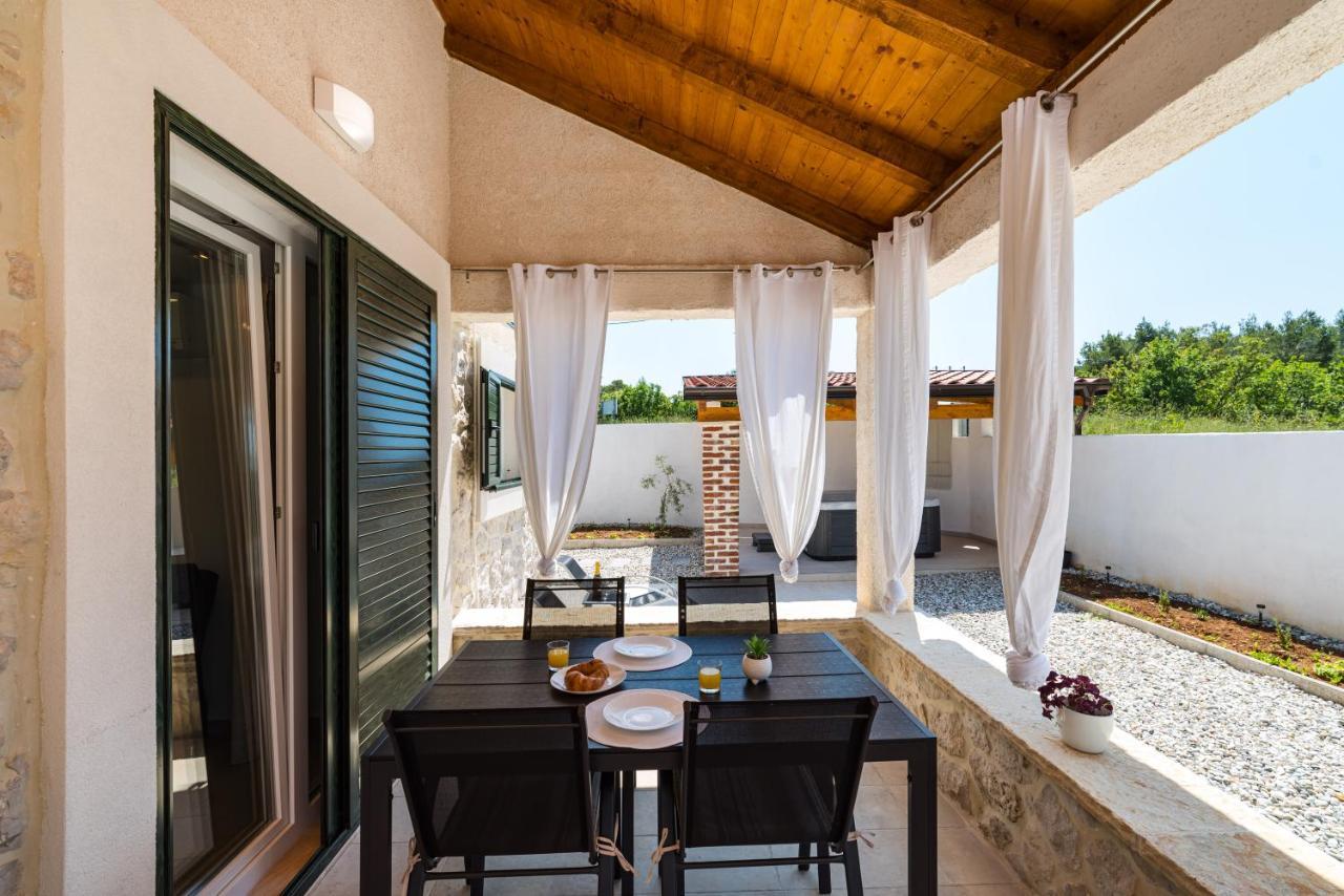 Holiday Home Figurica Novigrad  Exterior foto